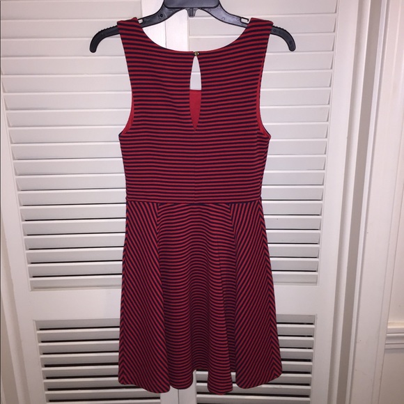 Express Fit & Flair Dress - Picture 6 of 7